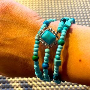 Beautiful turquoise beaded wrap bracelet.